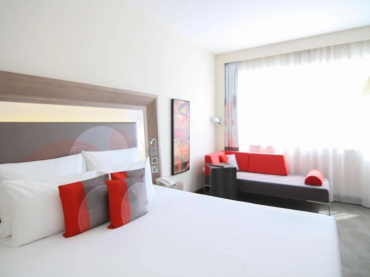 Novotel World Trade Centre Dubai 4*,  United Arab Emirates