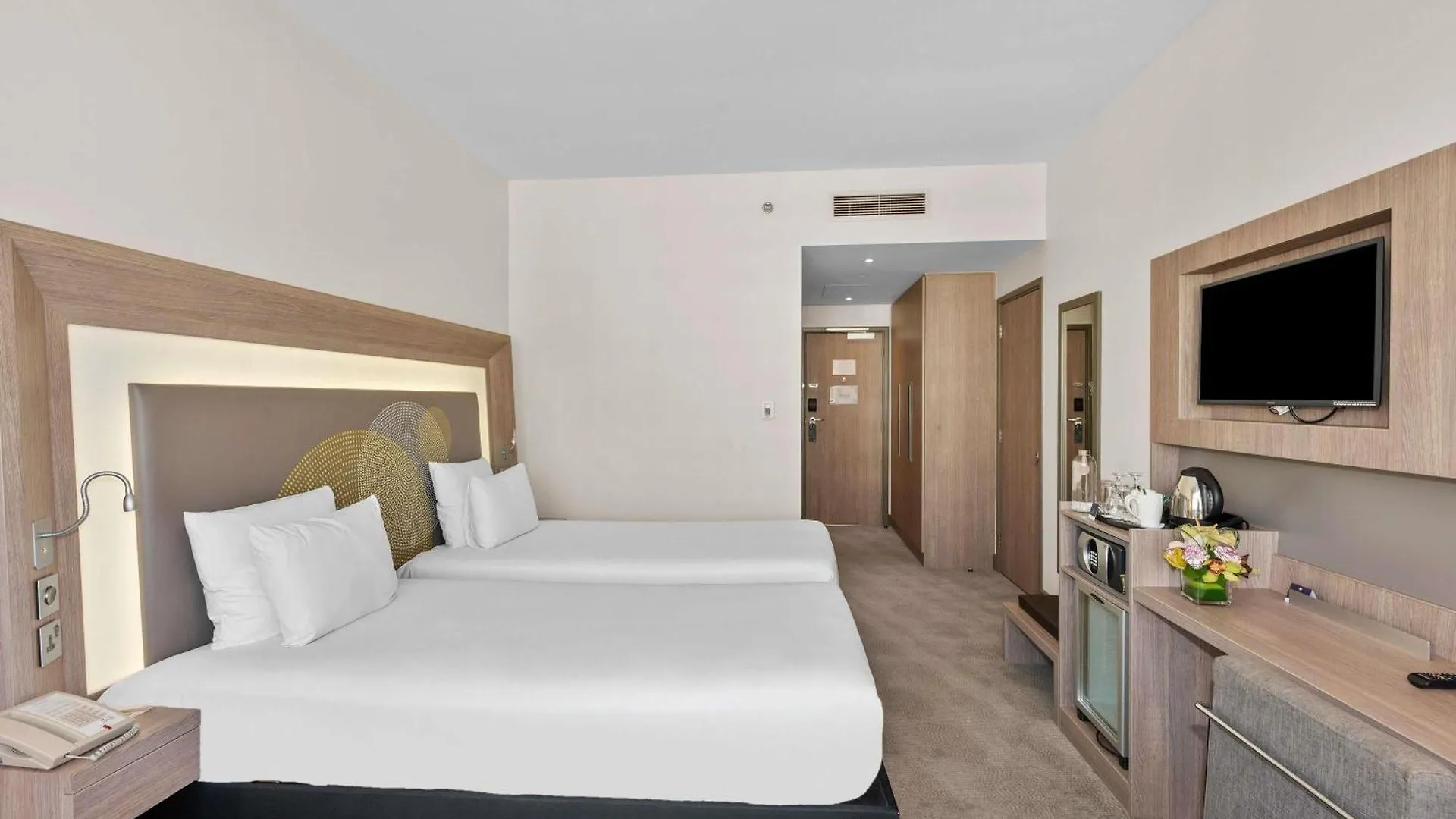 **** Hotel Novotel World Trade Centre Dubai United Arab Emirates