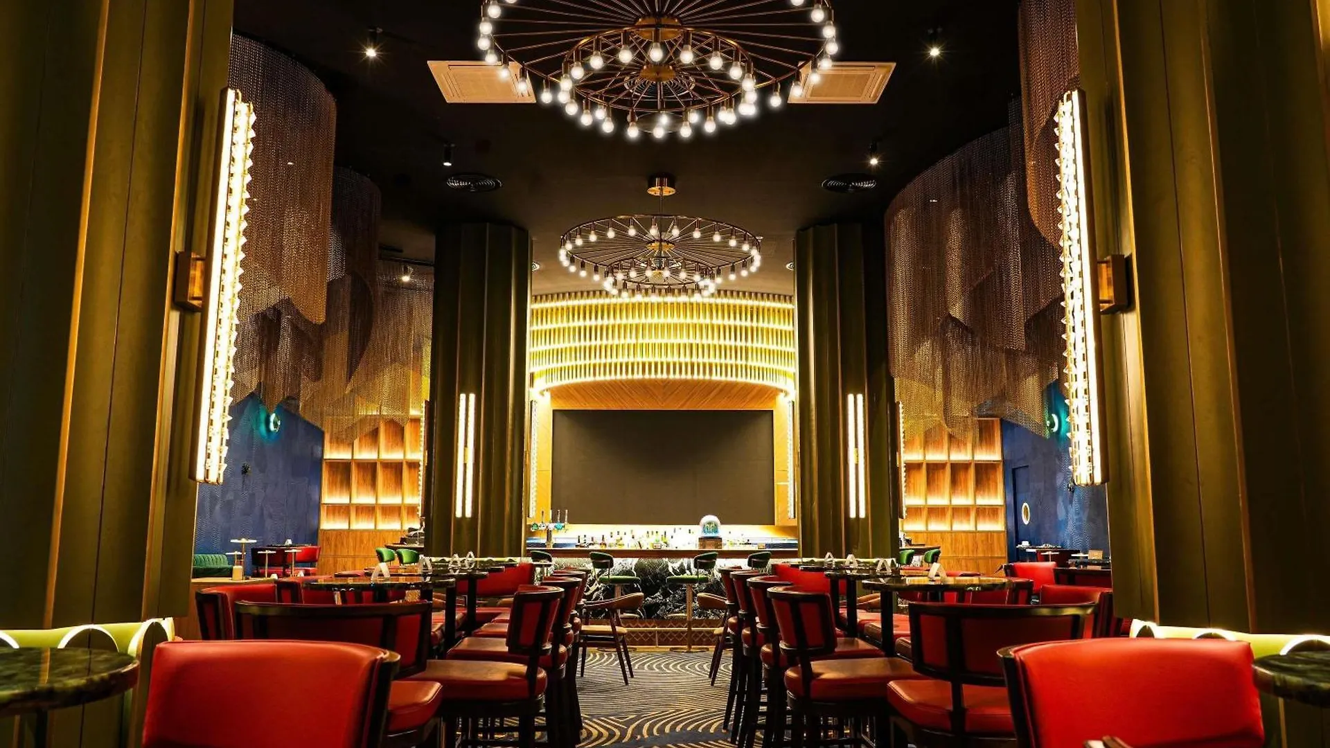 Novotel World Trade Centre Dubai Hotel